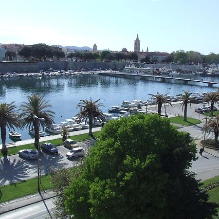 Luxury Town Center Apartments Zadar Ngoại thất bức ảnh